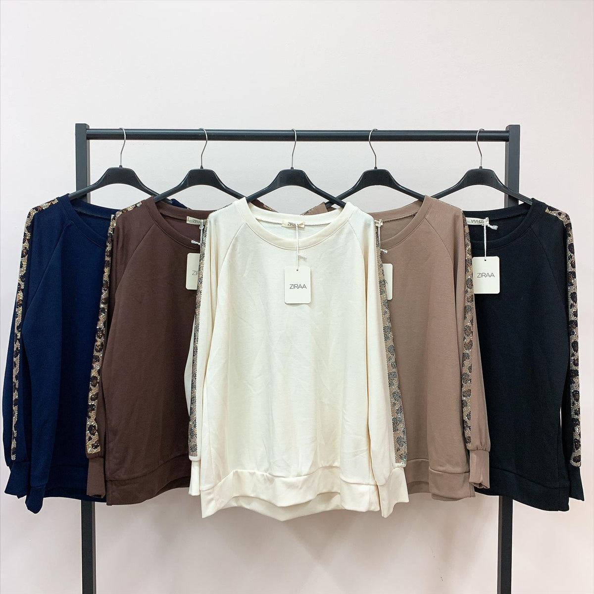 Sweatshirts - Leo