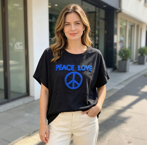 T-Shirt - Peace Love