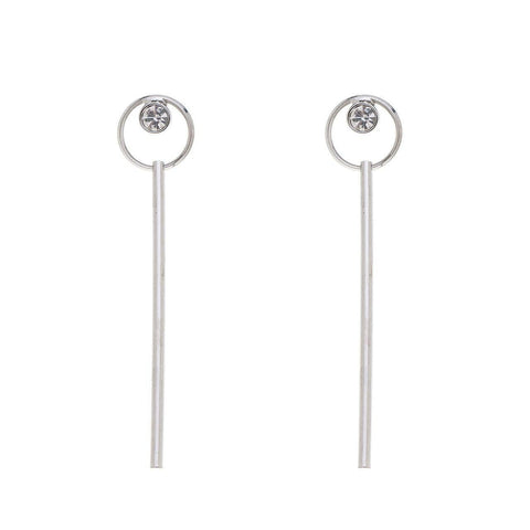 Ohrring-Kreis mit Diamant-Stab.