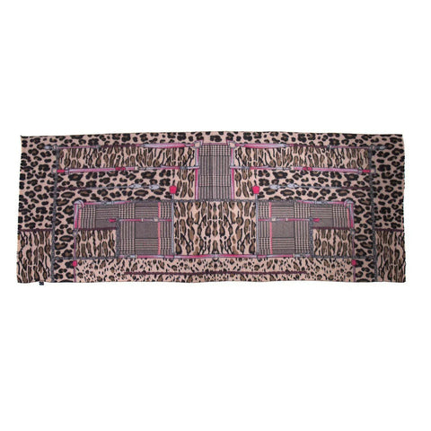 Schal Leopard mit Motiven.